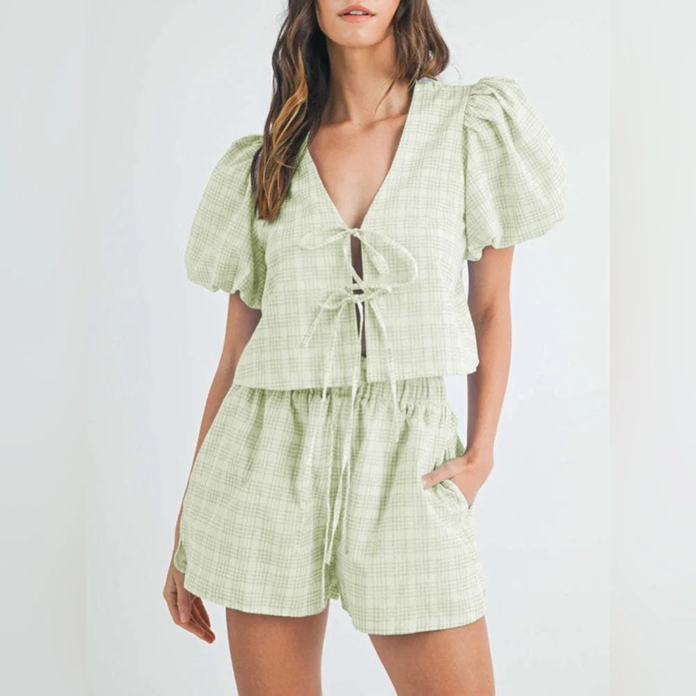 Set Puff Sleeve Top and Shorts Set - Picture 8 of 11